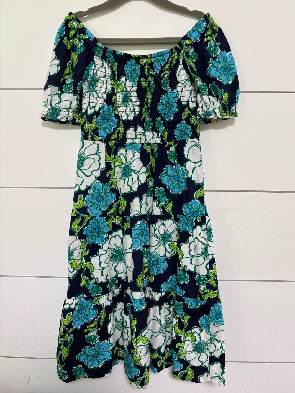 Lilly Pulitzer Girls Floral Smocked Tiered Dress Size 4 5 NWOT